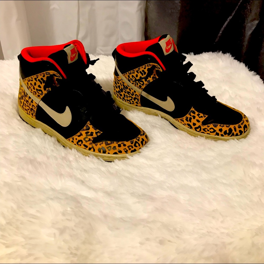 Cheetah print Nike sneakers women’s size 7